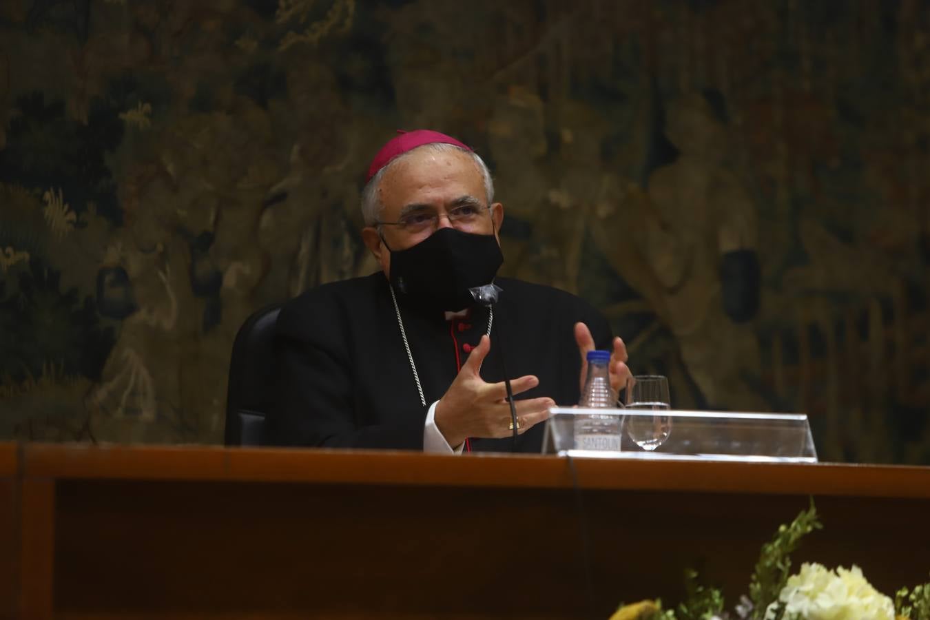 En imágenes, la asamblea de las hermandades y cofradías de Córdoba