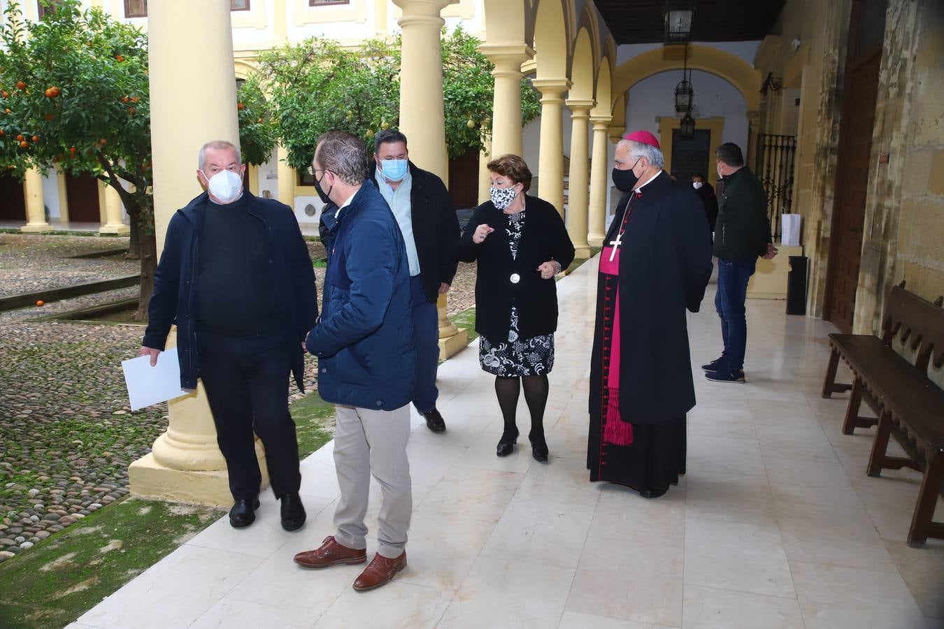 En imágenes, la asamblea de las hermandades y cofradías de Córdoba