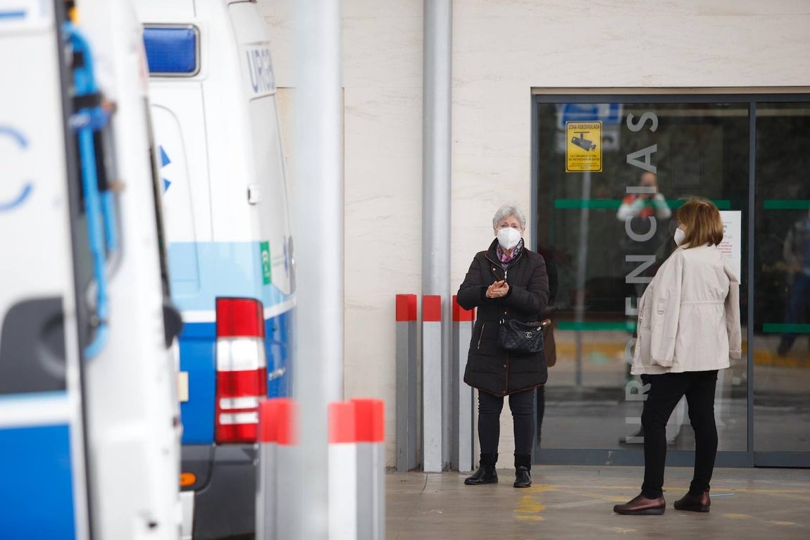 La alta actividad del Reina Sofía de Córdoba por el Covid-19, en imágenes