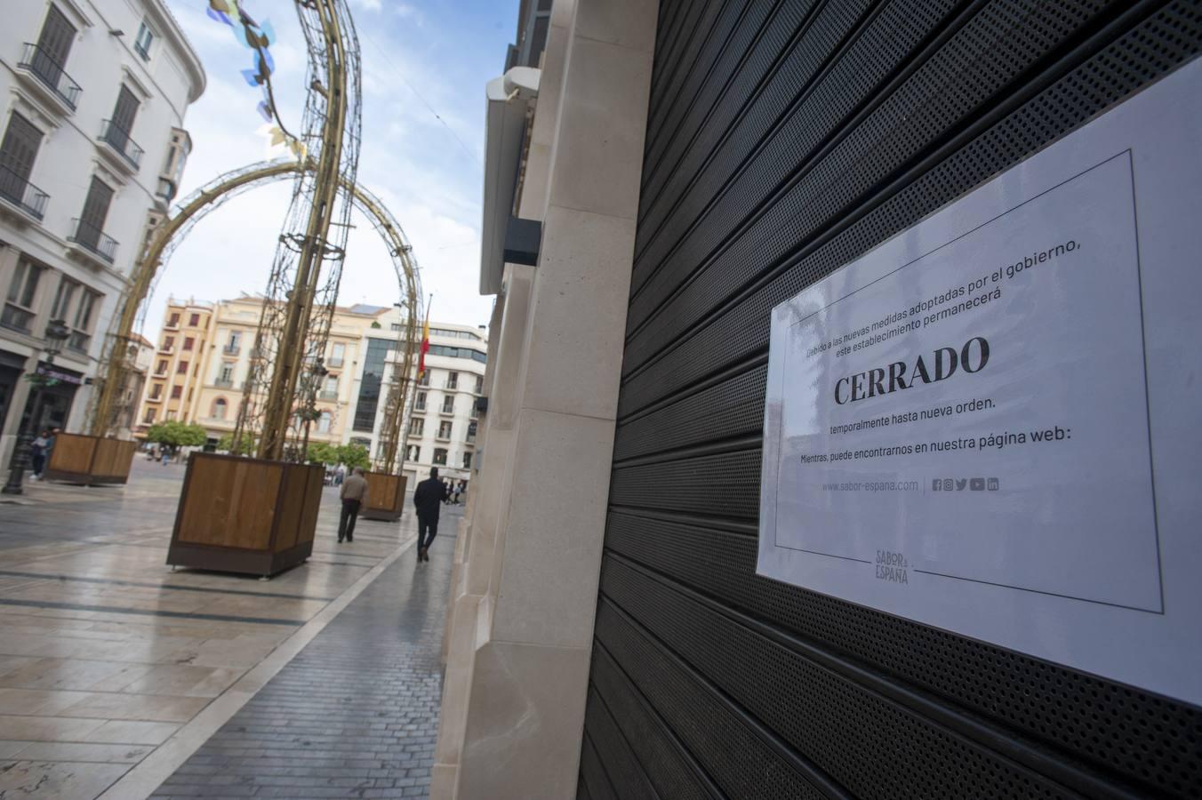 En imágenes: Málaga cierra todo el comercio no esencial