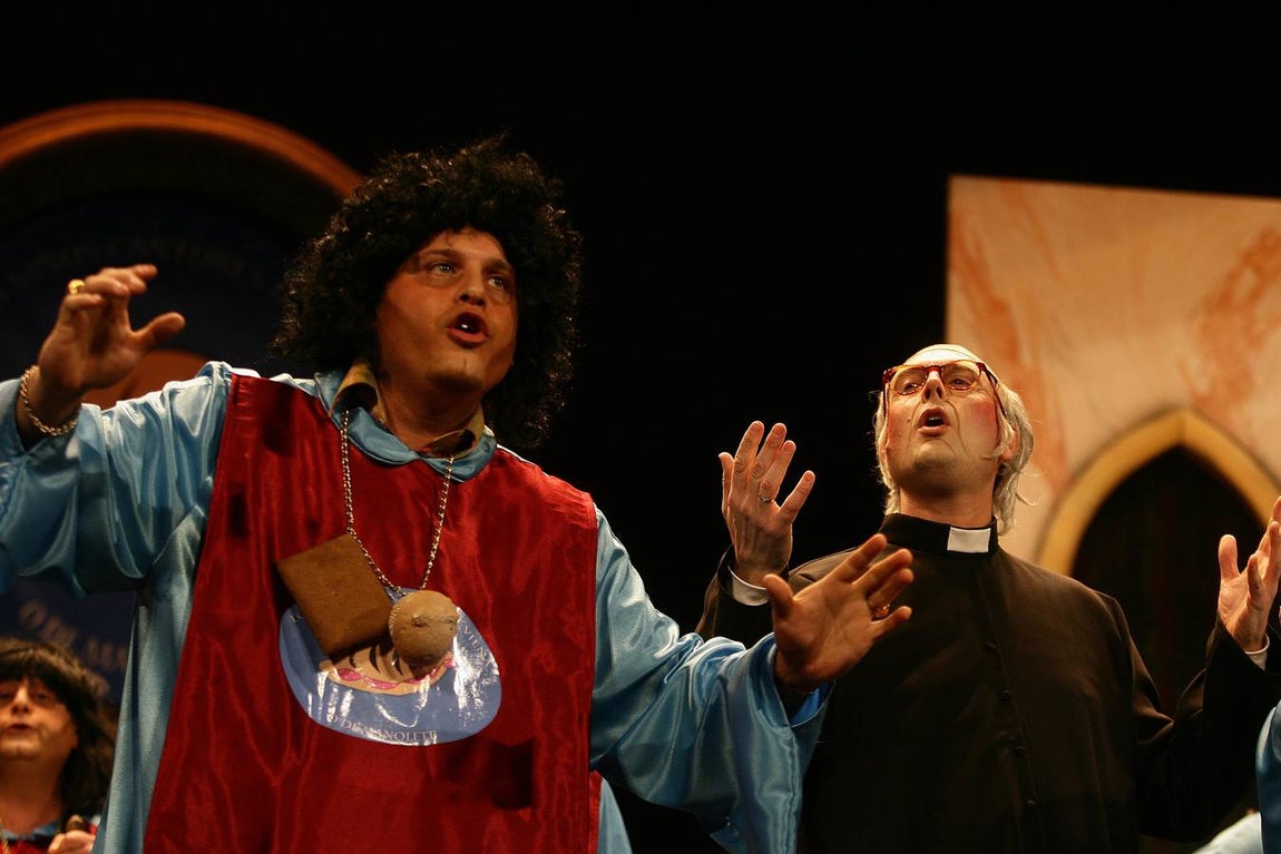 La chirigota de Sevilla 'Los cantores de Viena y de Manolete' regresó a la Gran Final después de 'Esto es pa verlo'