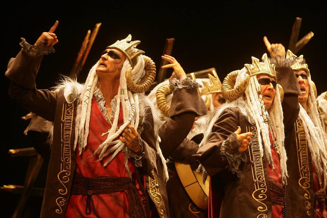 'Los príncipes', una de las comparsas más oscuras de Juan Carlos Aragón