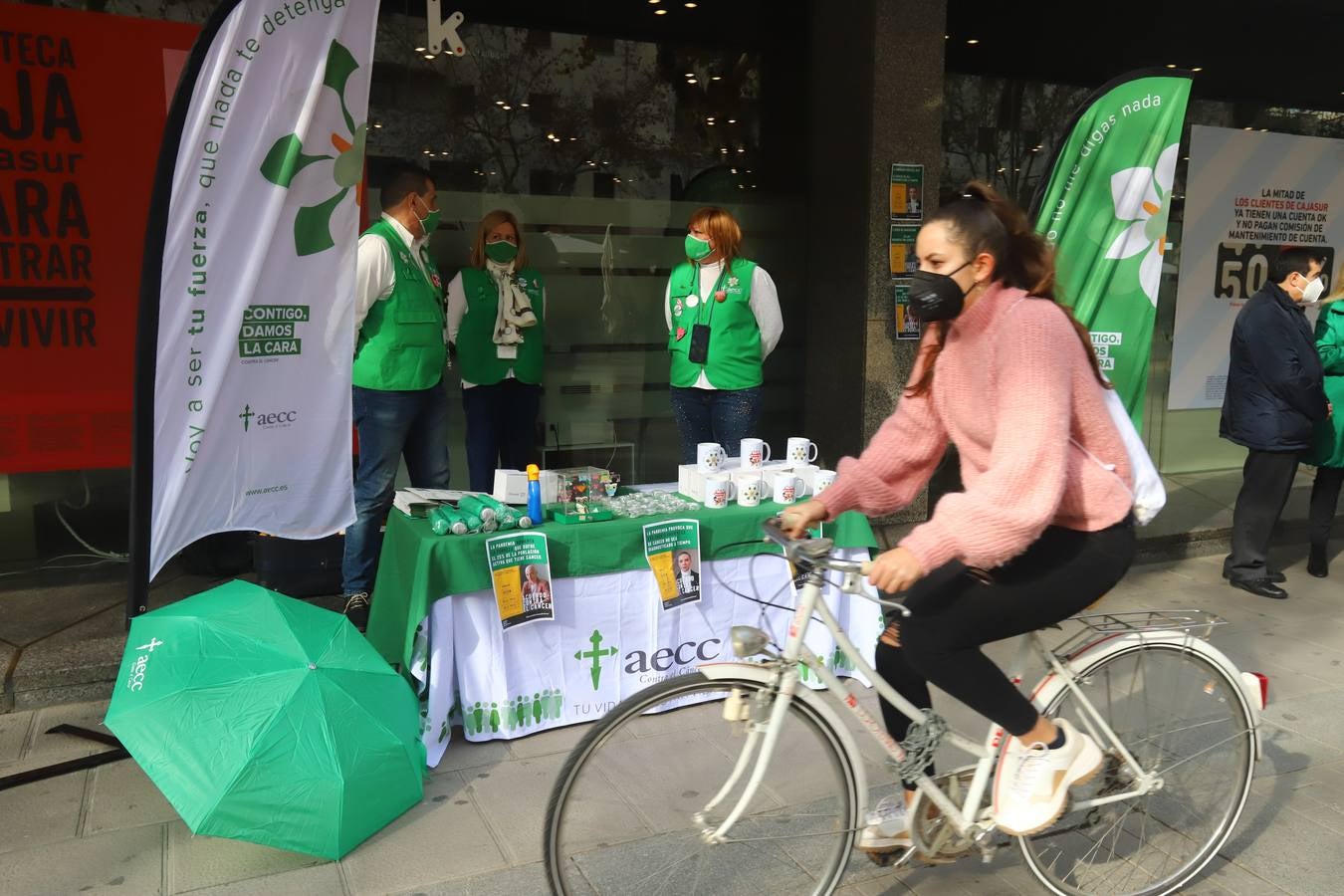 El Día Mundial contra el Cáncer en Córdoba, en imágenes