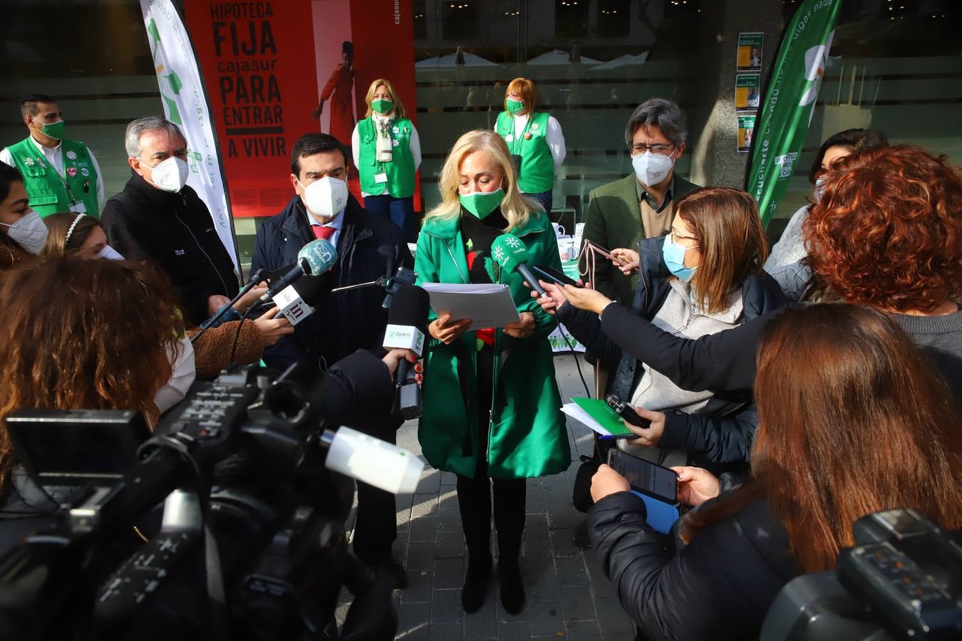 El Día Mundial contra el Cáncer en Córdoba, en imágenes