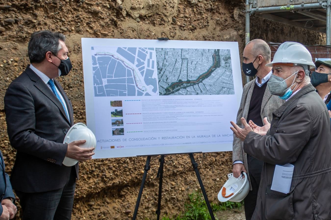 Primera fase de los trabajos de restauración de la muralla de la Macarena