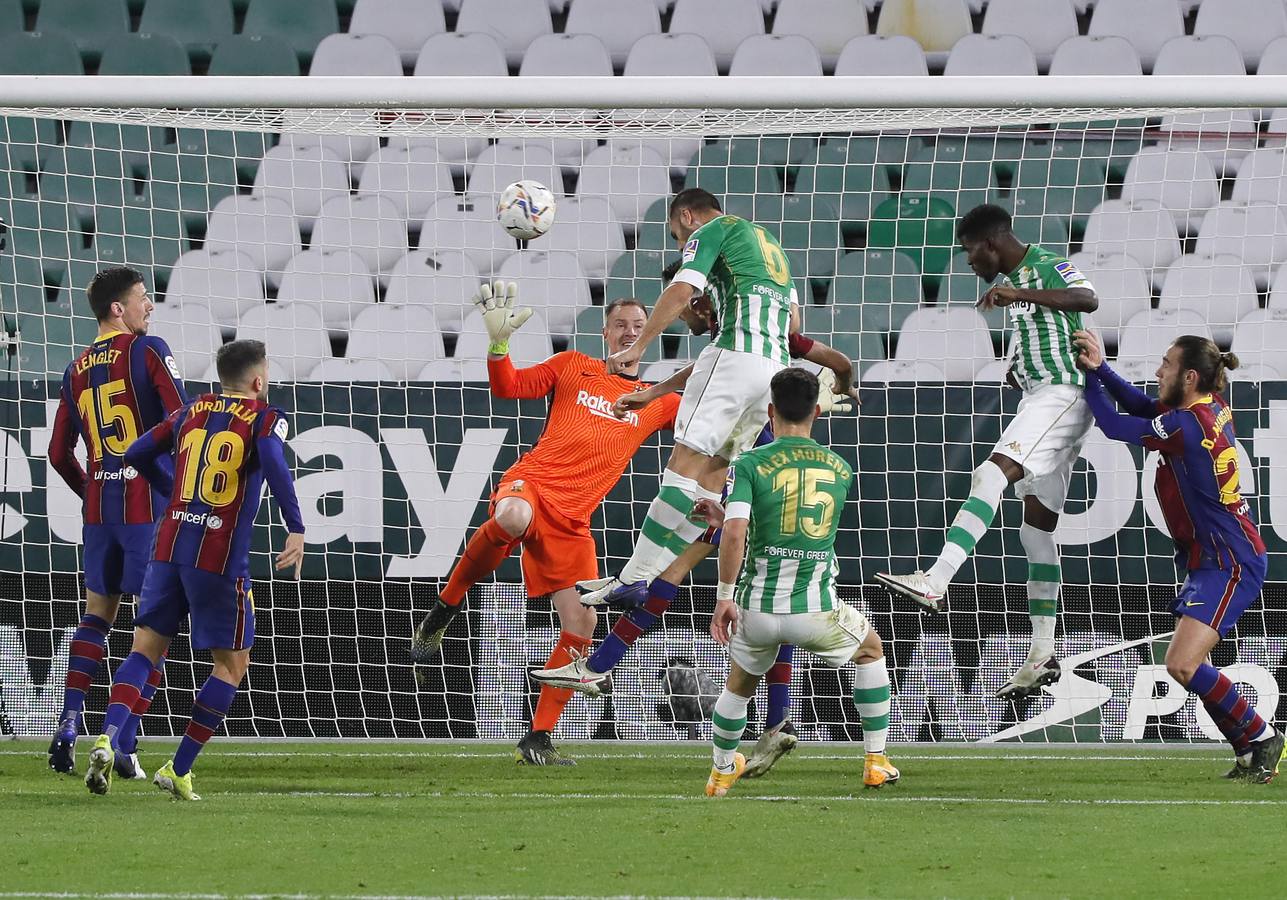 Las mejores imágenes del partido entre el Betis y el Barcelona