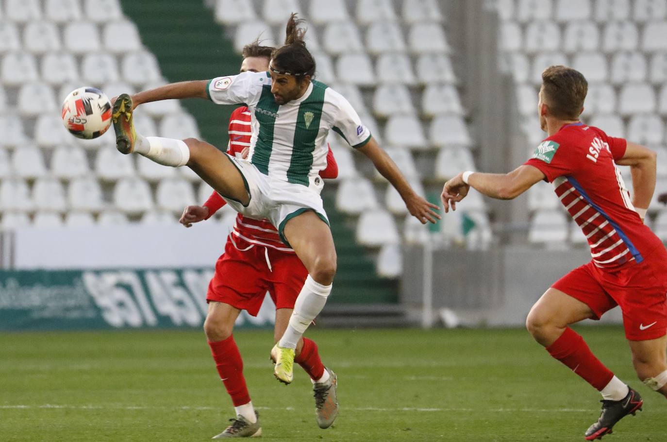 En imágenes, las mejores jugadas del Córdoba CF - Recreativo Granada