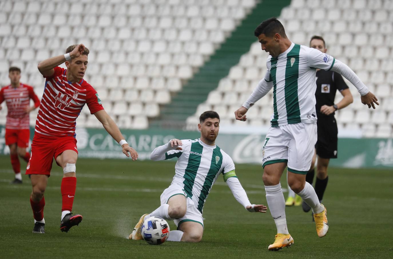 En imágenes, las mejores jugadas del Córdoba CF - Recreativo Granada