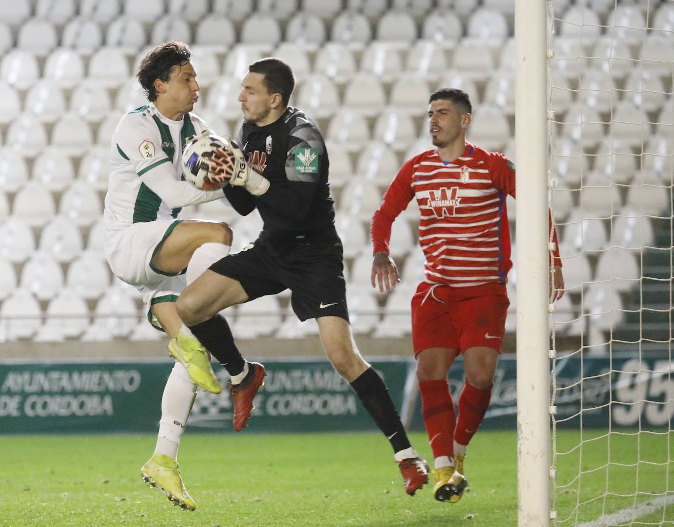 En imágenes, las mejores jugadas del Córdoba CF - Recreativo Granada