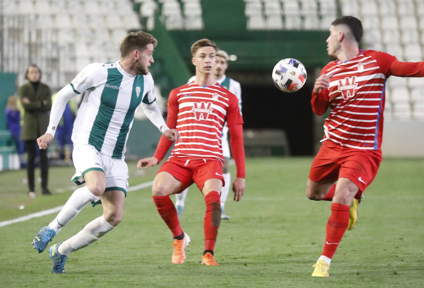 En imágenes, las mejores jugadas del Córdoba CF - Recreativo Granada