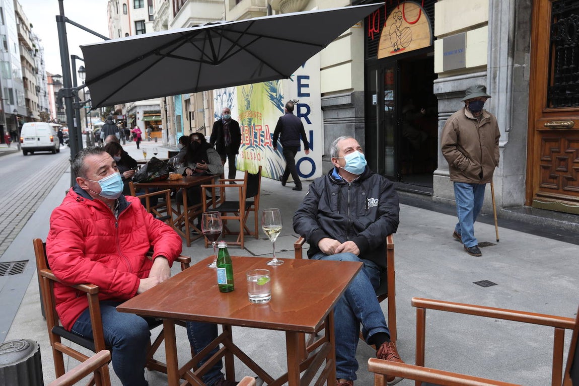 En imágenes: el día 1 de los bares vascos tras recibir el visto bueno de la Justicia