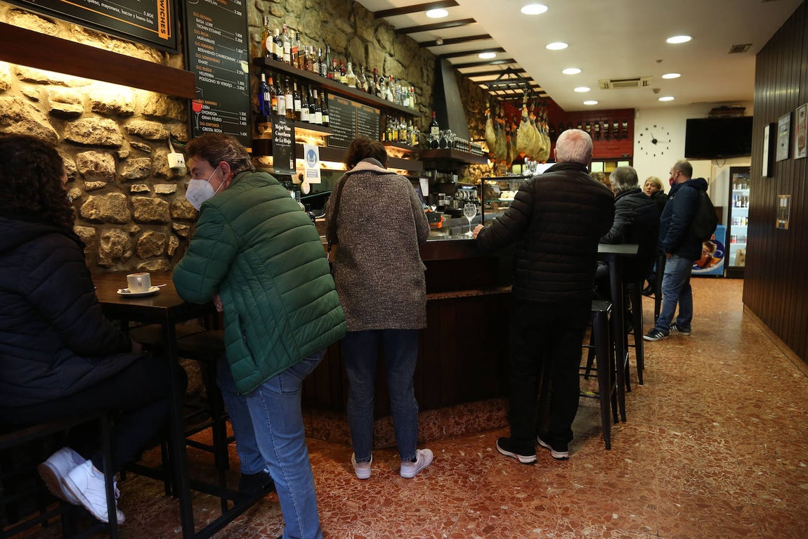 En imágenes: el día 1 de los bares vascos tras recibir el visto bueno de la Justicia
