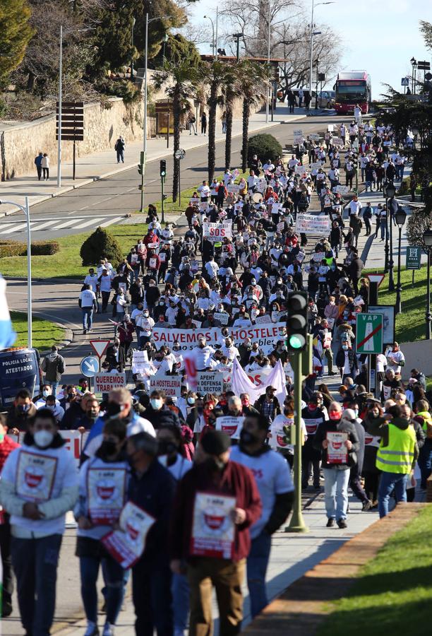 La protesta de los hosteleros en Toledo, en imágenes