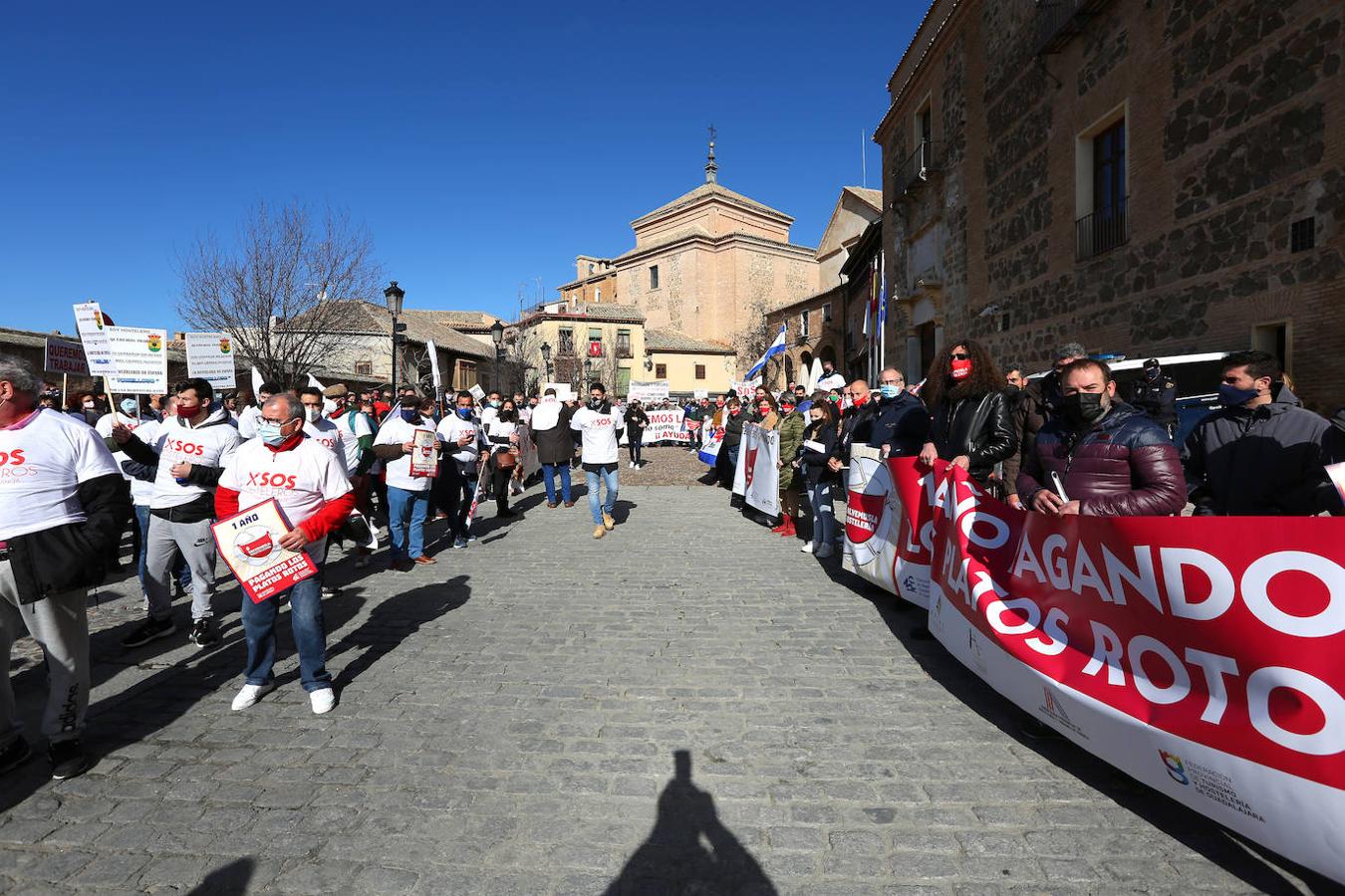 La protesta de los hosteleros en Toledo, en imágenes