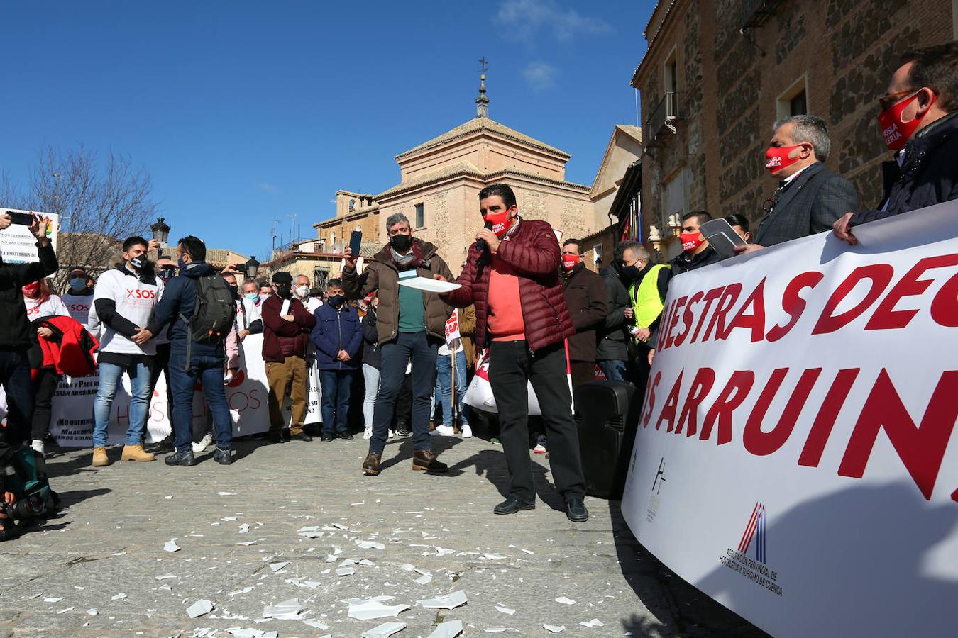 La protesta de los hosteleros en Toledo, en imágenes