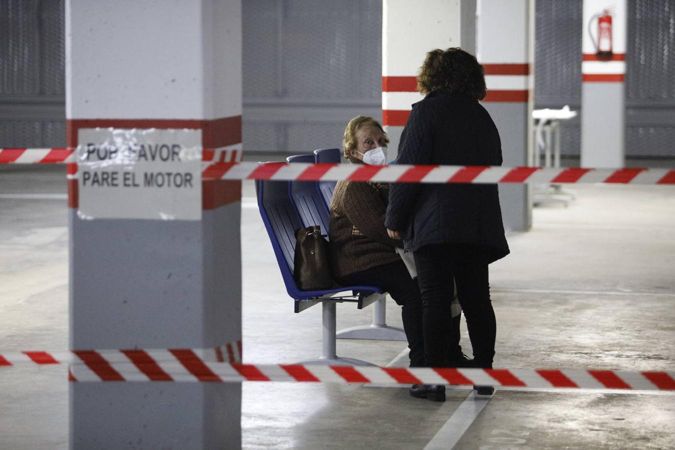 La vacunación del Covid a mayores de 80 años en Córdoba, en imágenes