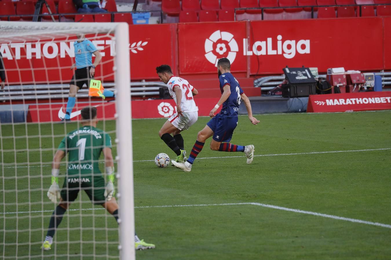 Las mejores imágenes del partido entre el Sevilla F.C. y el Huesca