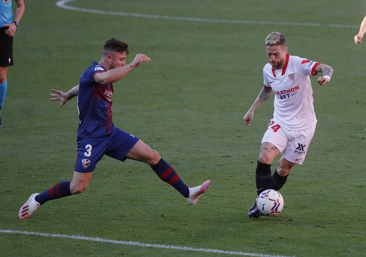 Las mejores imágenes del partido entre el Sevilla F.C. y el Huesca