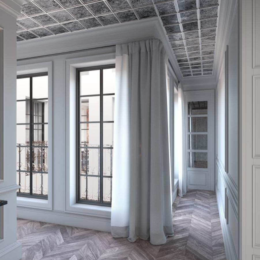 El nuevo apartamento de Marta Ortega en Madrid. La distribución de las viviendas está pensada para aprovechar el espacio al máximo y que se vean lo más amplias posible gracias a la incorporación de grandes ventanales y sus techos de más de 3 metros.