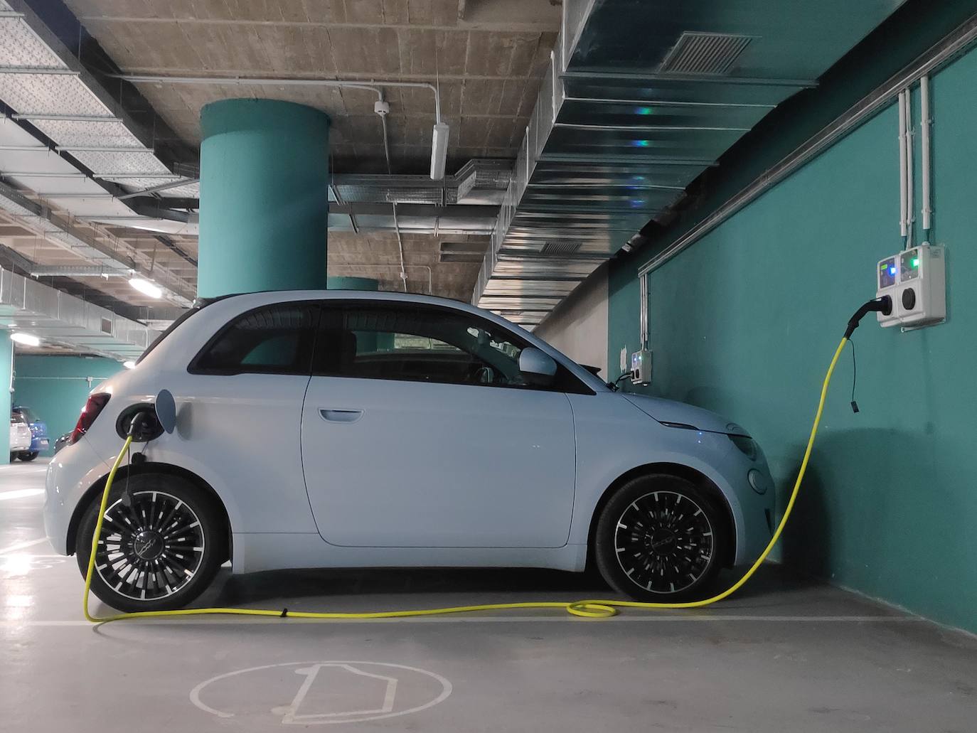 Fotogalería: Fiat 500 e, eléctrico y urbano, a prueba