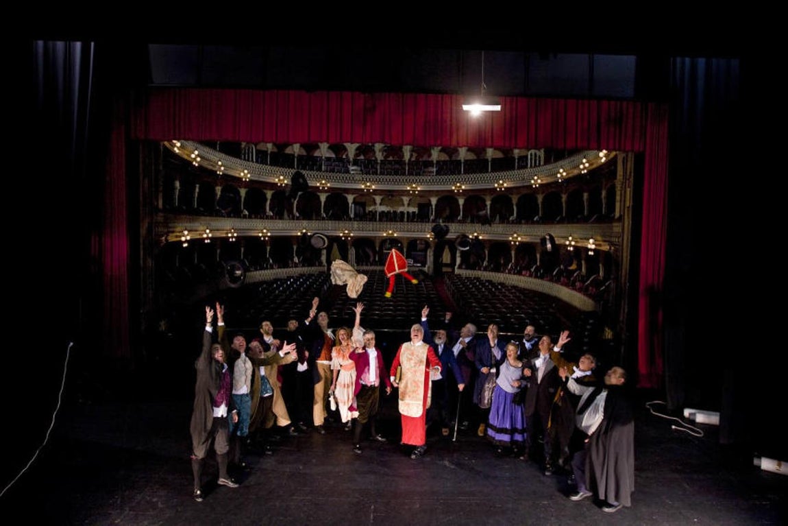 Las mejores imágenes del Carnaval de Cádiz 2012: Y llegó el Doce