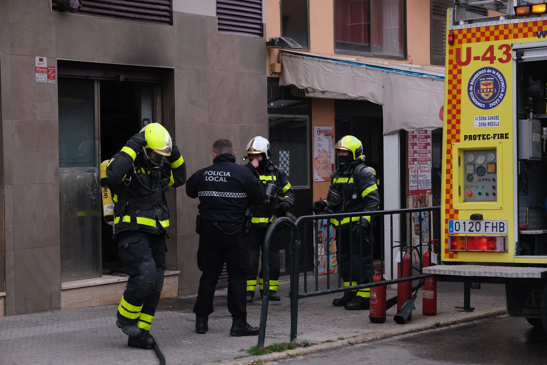 Incendio en la cocina de un bar en Segunda Aguada en Cádiz