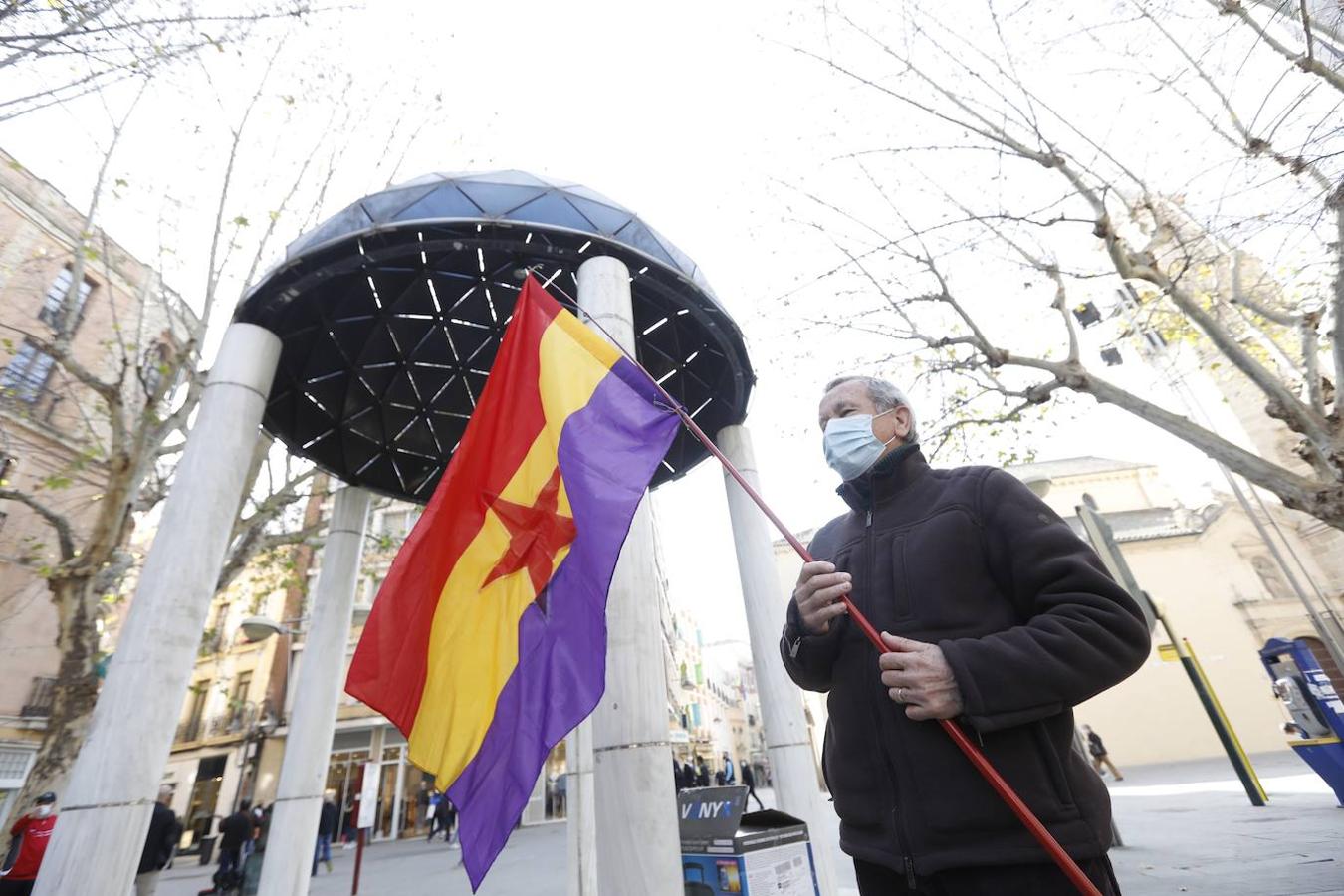 La concentración por la libertad del rapero Pablo Hasel en el Bulevar, en imágenes