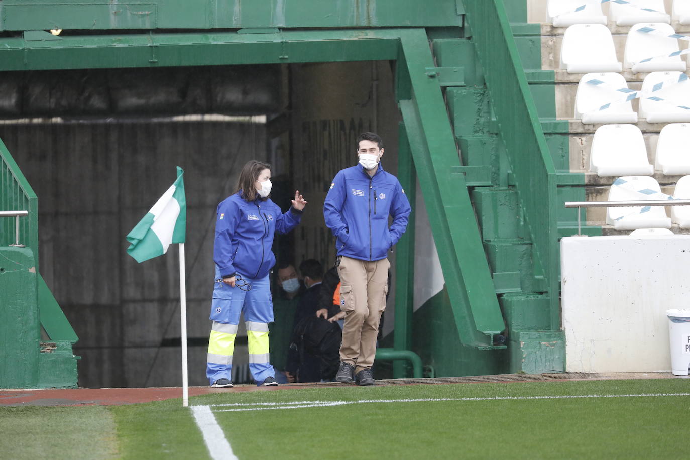 La otra cara del Córdoba CF - Linares, en imágenes