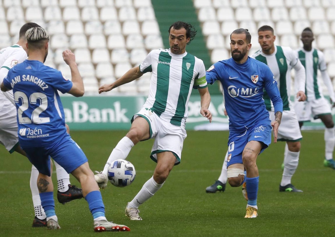 En imágenes, las mejores jugadas del Córdoba CF - Linares