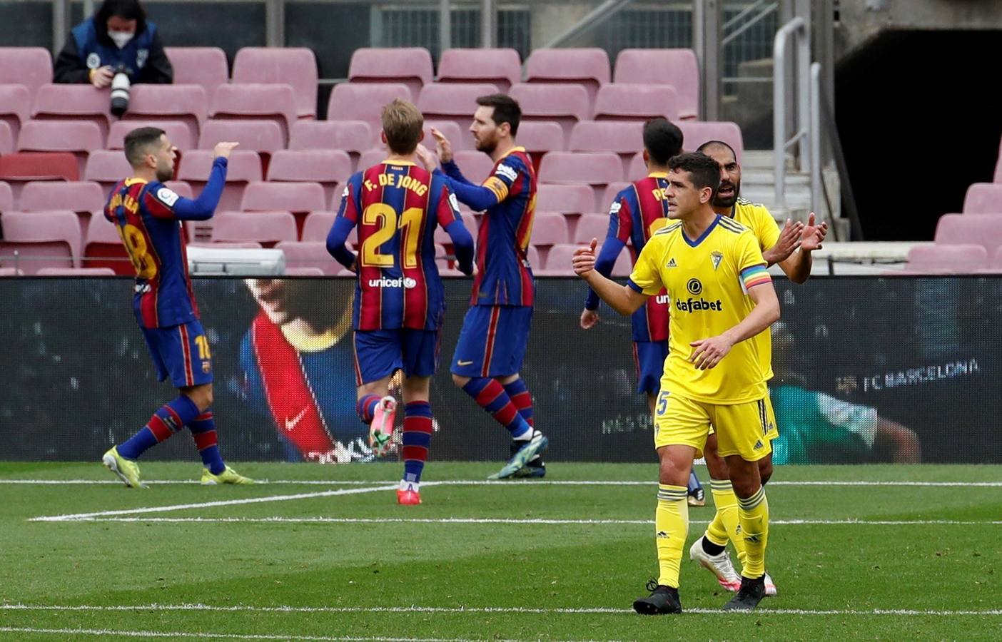 FOTOS: Las imágenes del empate del Cádiz en Barcelona