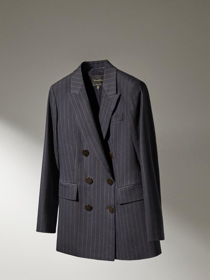 Americana raya diplomática en algodón y lana de Massimo Dutti (precio: 49,95€ / antes: 115€)