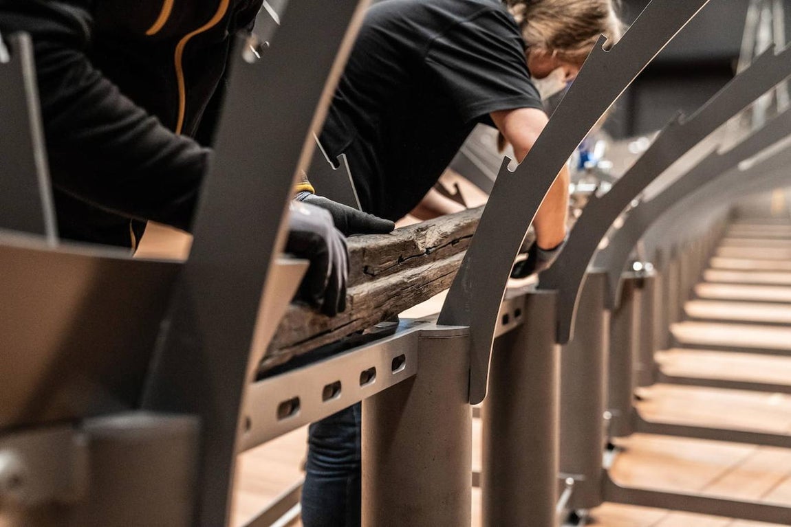 Ahora está siendo ensamblado en Copenhague como parte de una exposición que abrirá sus puertas en junio. 