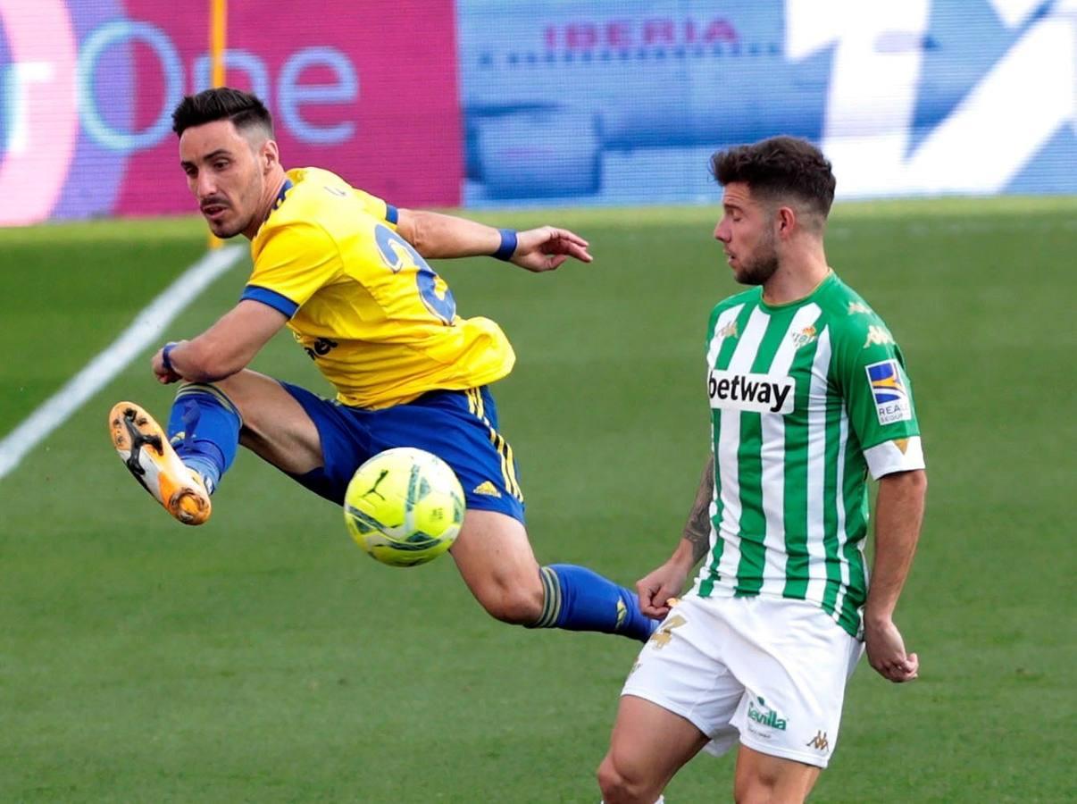 En imágenes, el partido entre el Cádiz y el Betis