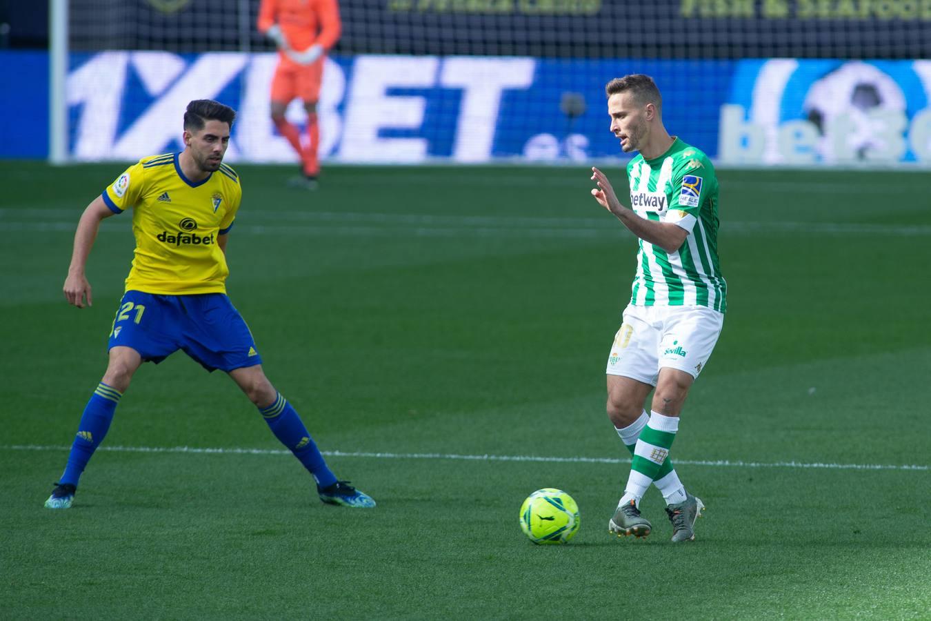 En imágenes, el partido entre el Cádiz y el Betis