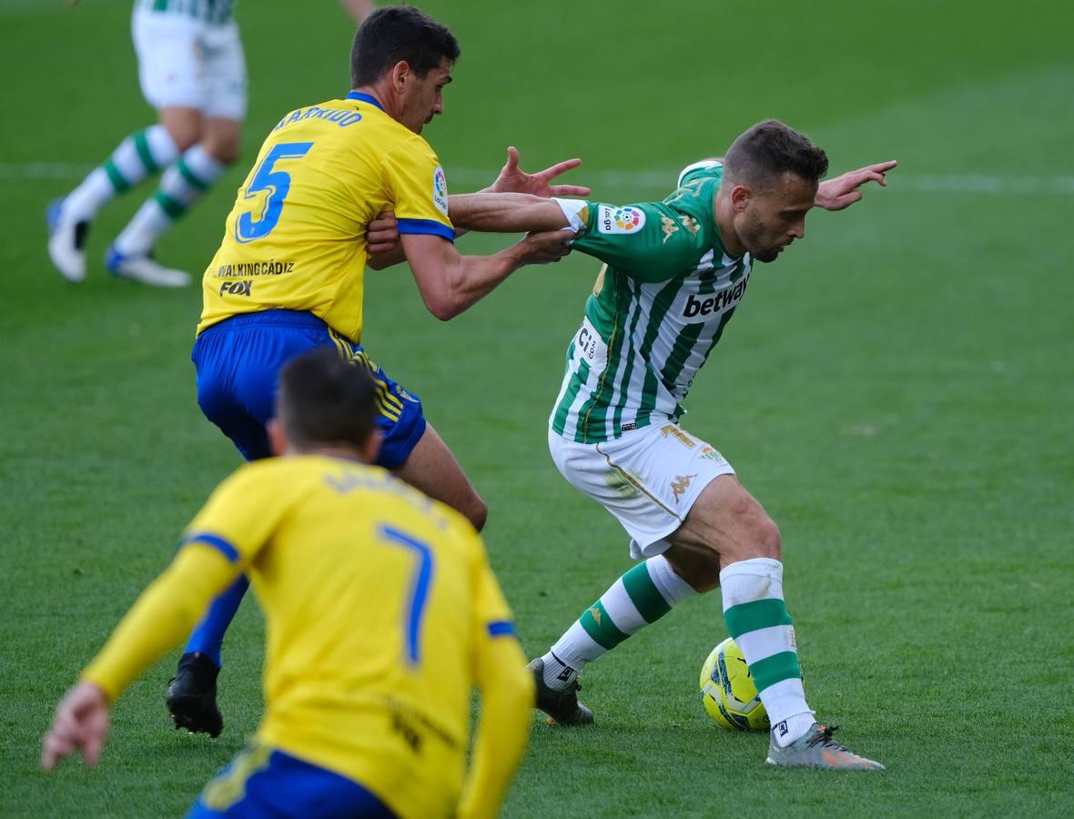 En imágenes, el partido entre el Cádiz y el Betis