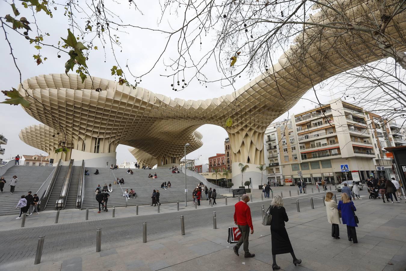 Las buenas temperaturas del puente del Día de Andalucía invitan a los paseos por Sevilla