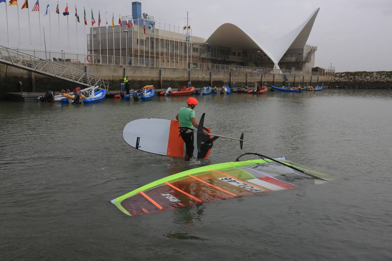 FOTOS: La Semana Olímpica Andaluza de vela, en la Bahía de Cádiz