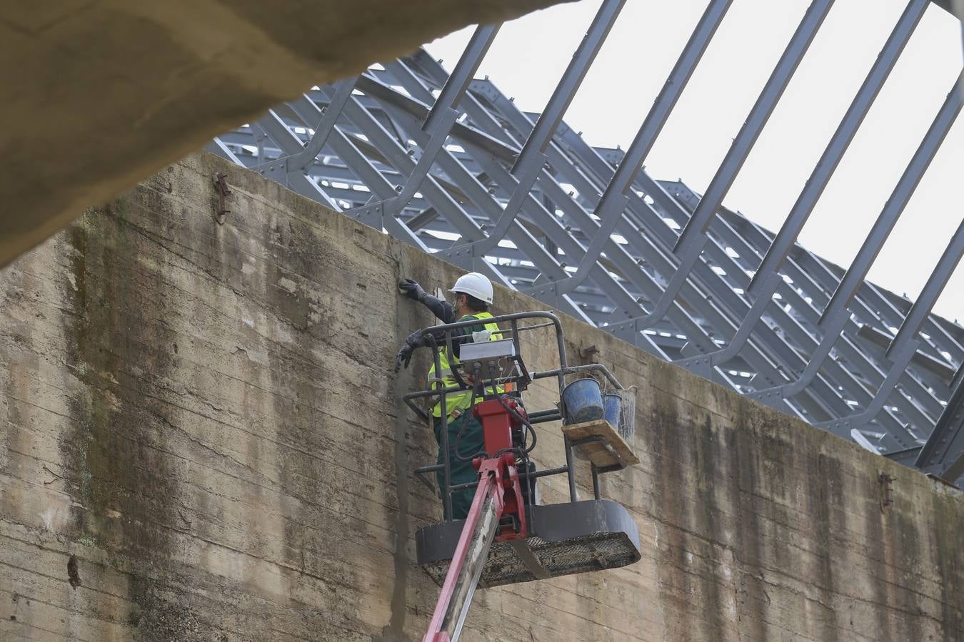 En imágenes, las obras del vivero de empresas de las Naves de Renfe de Sevilla