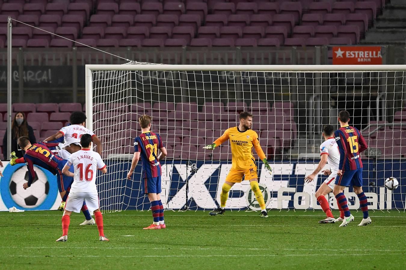 En imágenes, la vuelta de semifinales de la Copa del Rey entre el Barcelona y el Sevilla