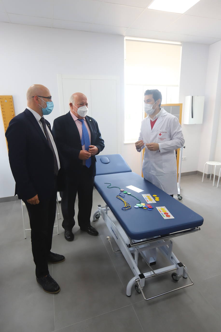 La inauguración del Instituto de Neurociencias de Cruz Roja en Córdoba, en imágenes