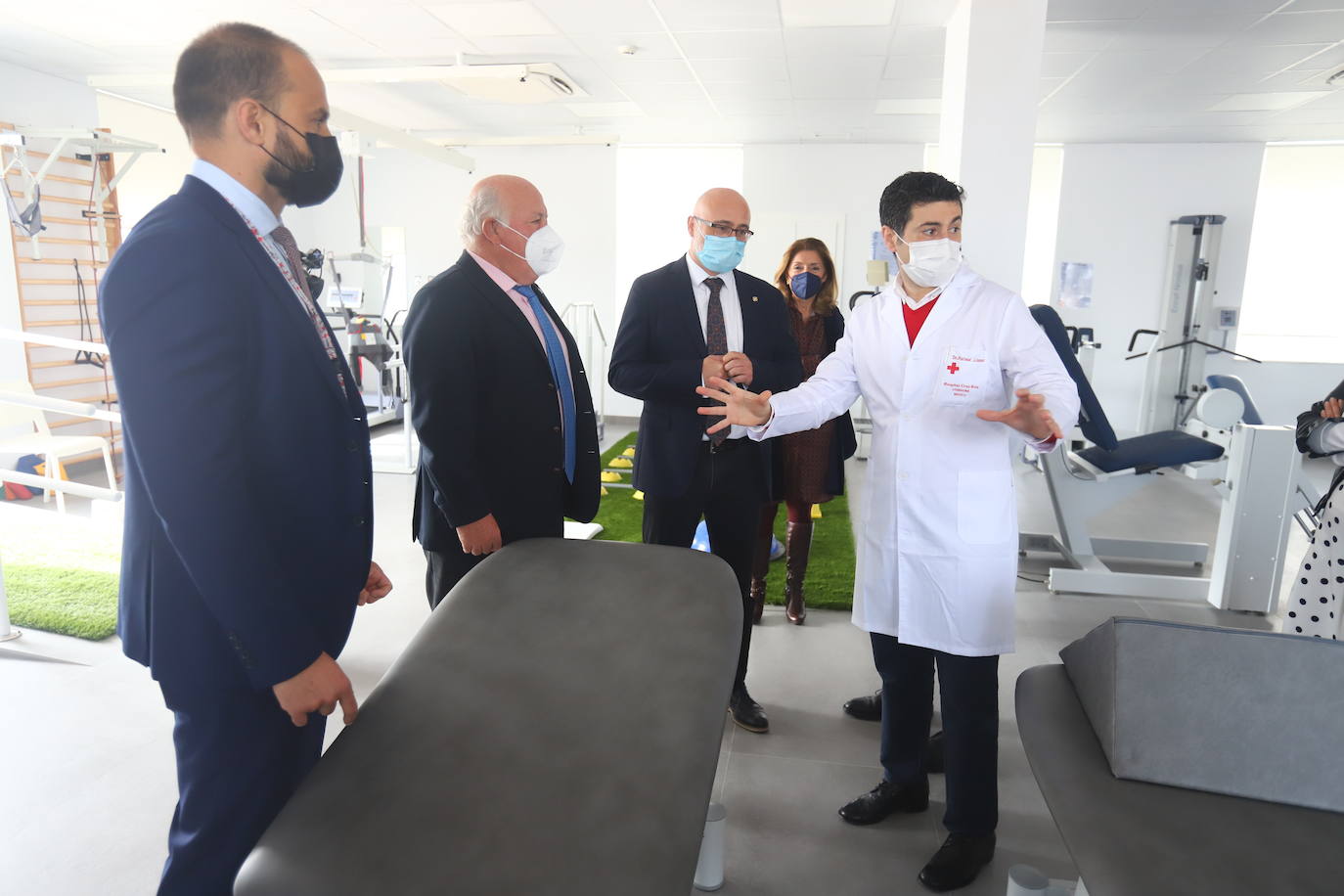 La inauguración del Instituto de Neurociencias de Cruz Roja en Córdoba, en imágenes