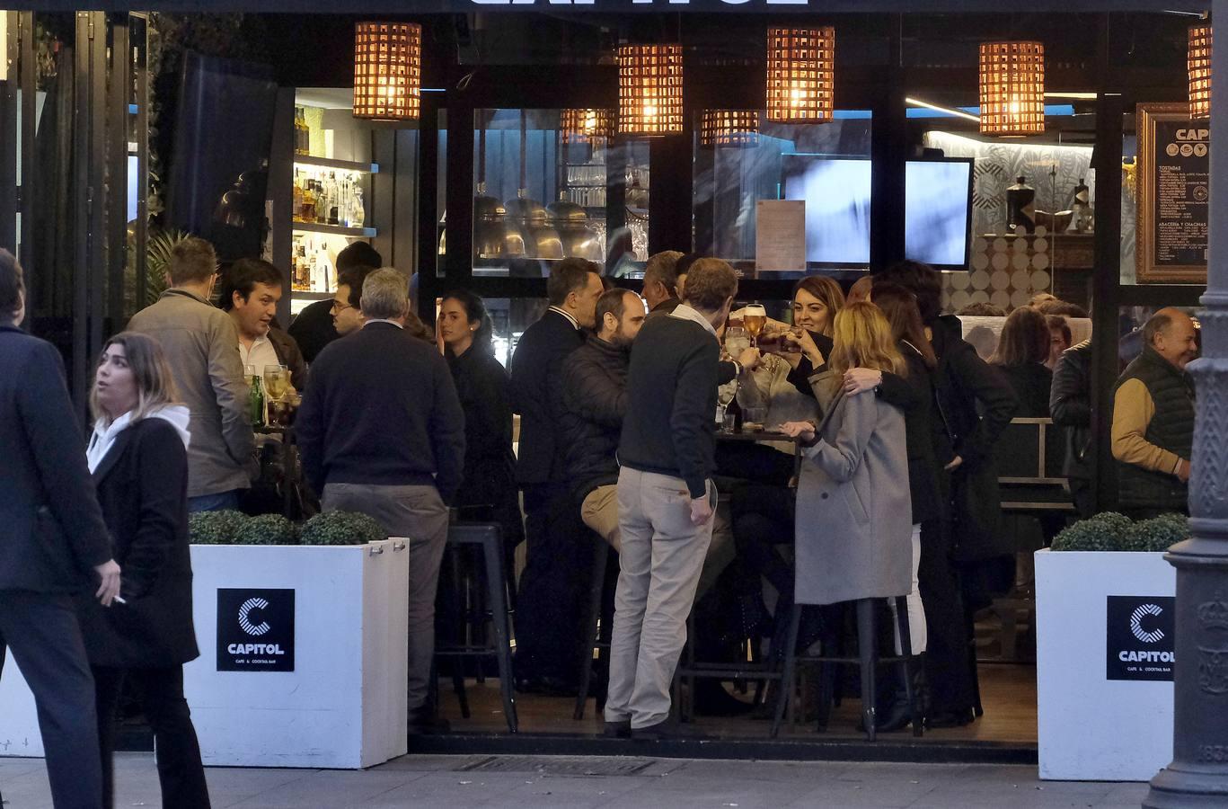 Fotogalería: bares y comercios de Sevilla disfrutan de los nuevos horarios