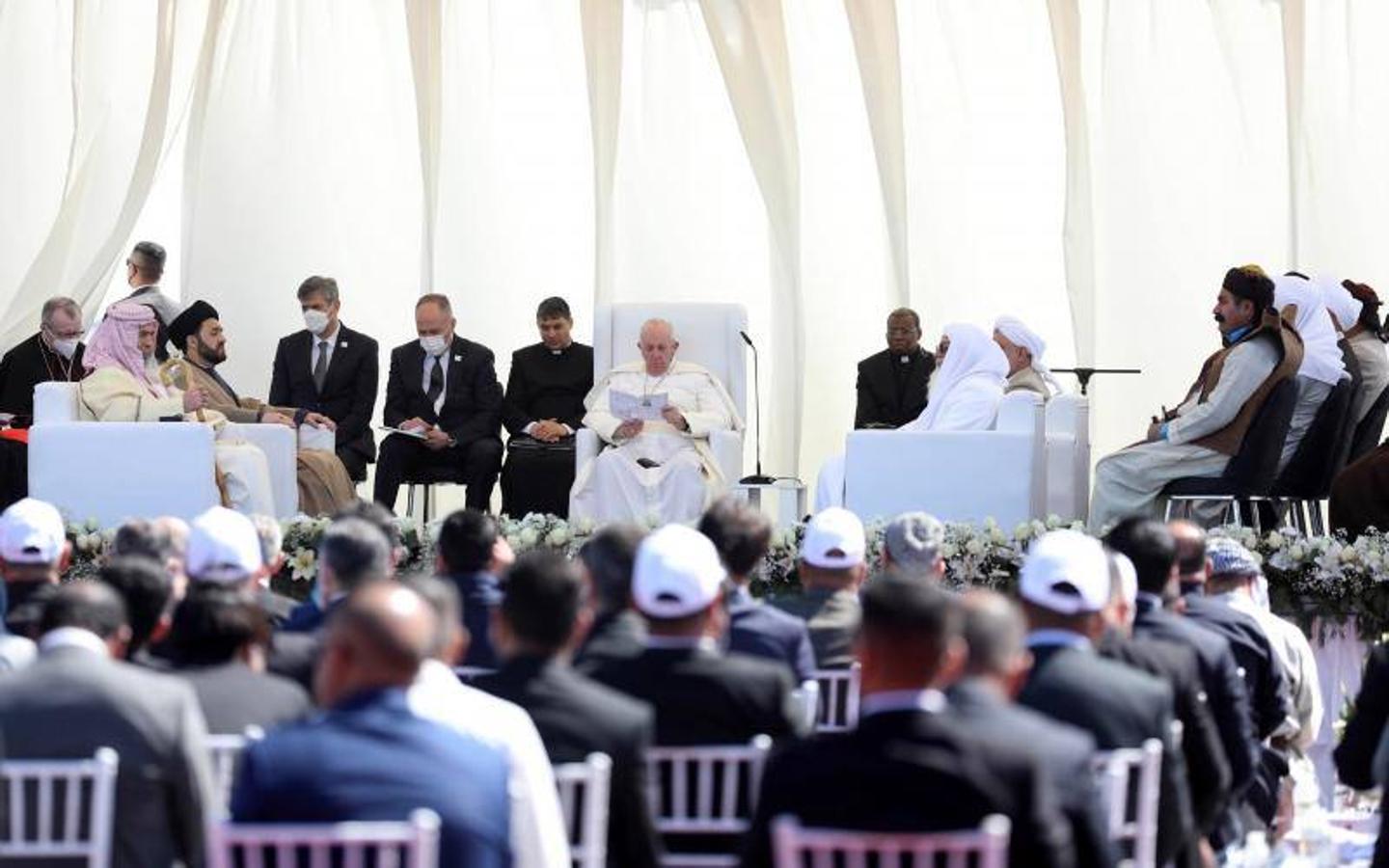 Es la primera visita del Papa a Irak y terminará el 8 de marzo. 