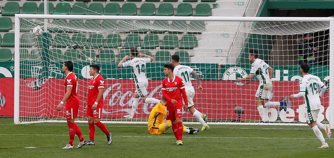Fotogalería: partido entre el Elche y el Sevilla F.C.