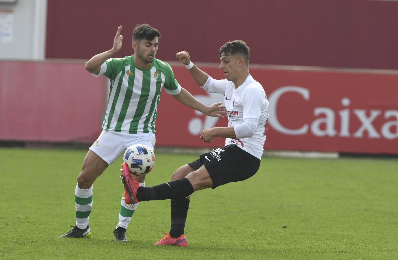 Fotogalería: Las mejores imágenes del Sevilla Atlético-Betis Deportivo