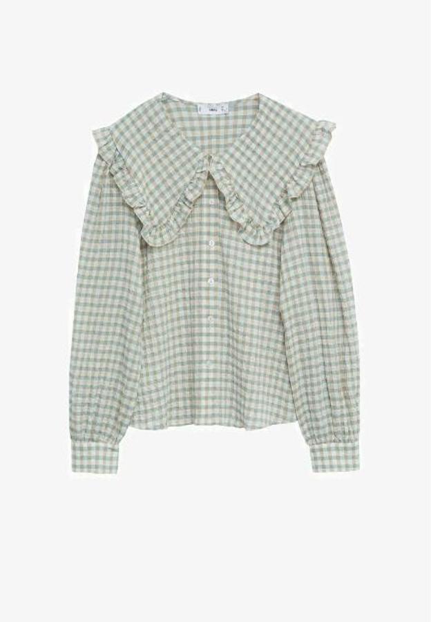 Camisa de cuadros con cuello babydoll de Mango (29,99€)