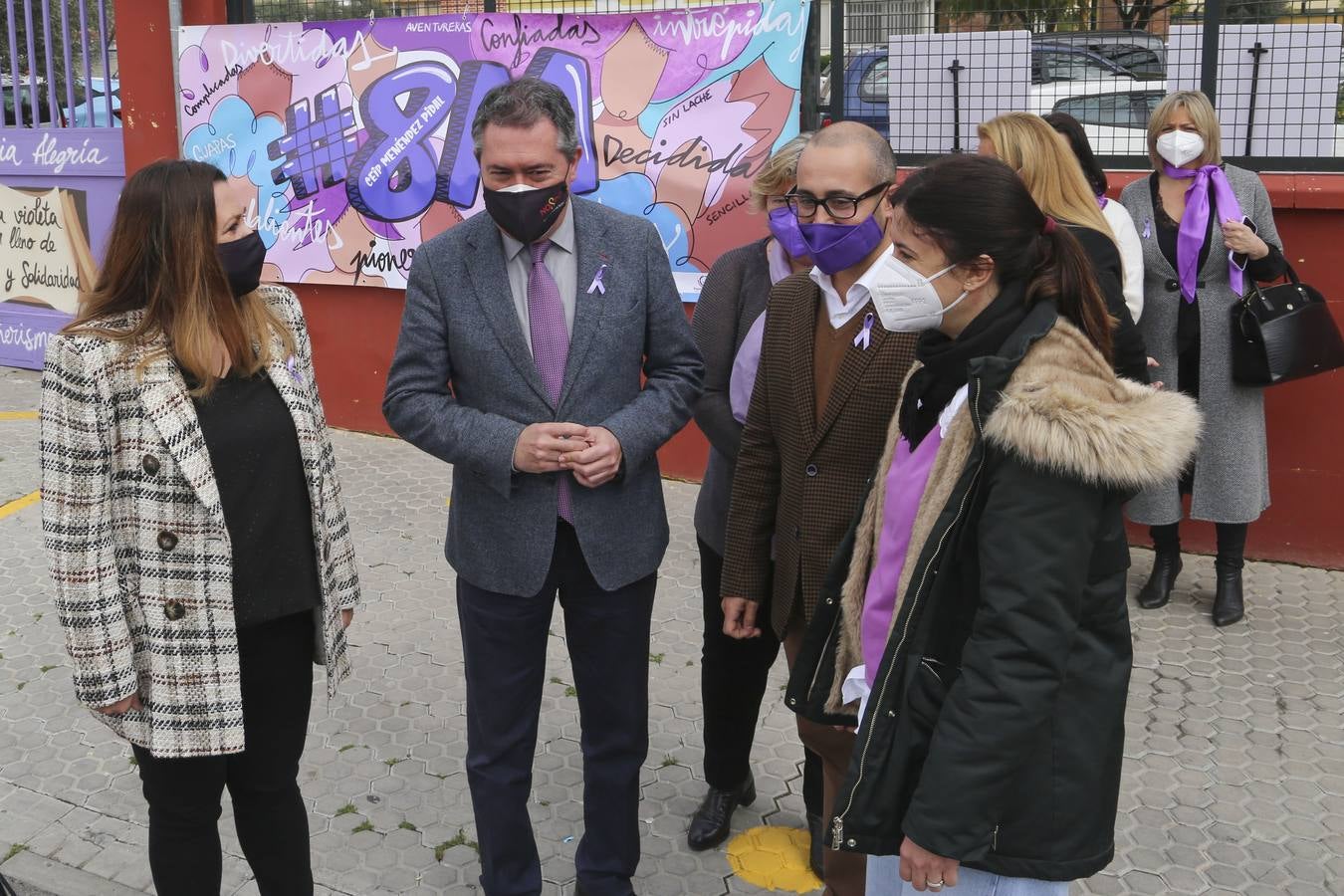 Juan Espadas, en la celebración del Día de la Mujer en el CEIP Menéndez Pidal