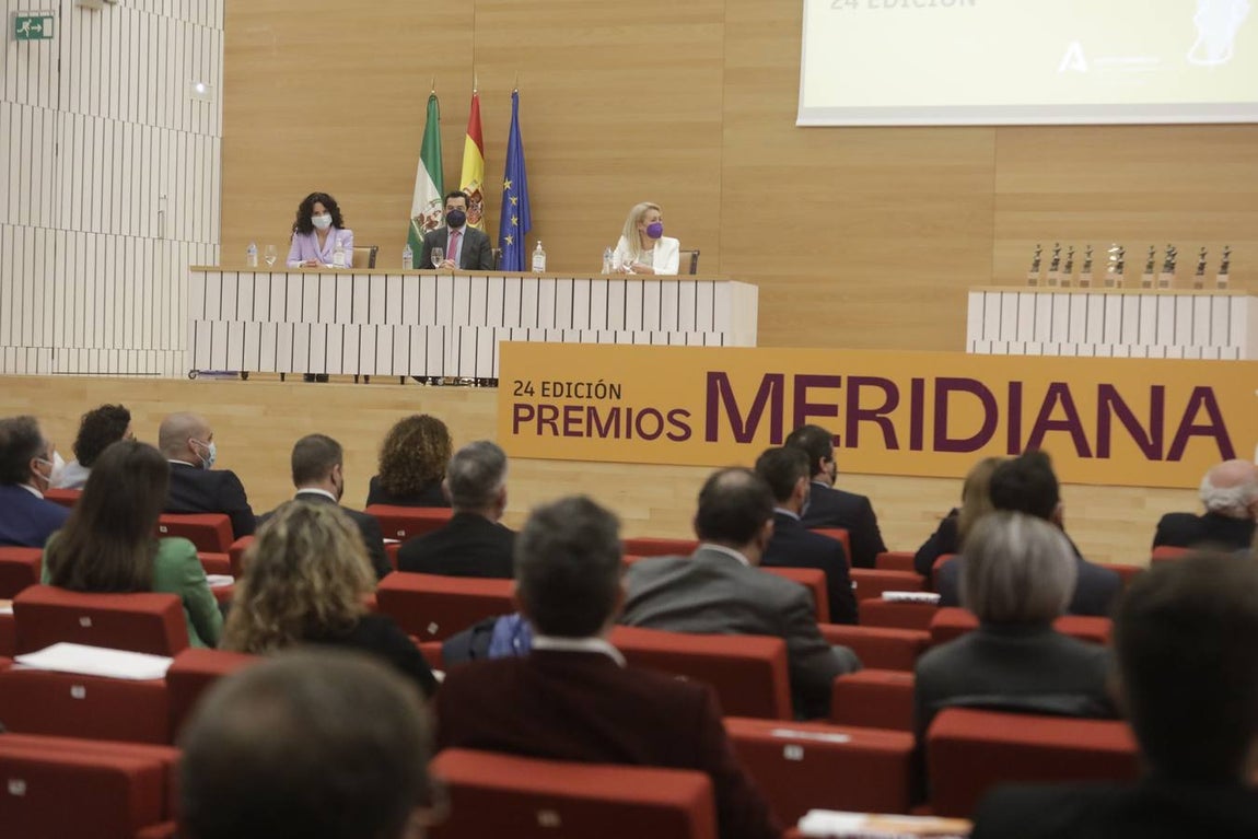 La Junta de Andalucía entrega los premios Meridiana en Córdoba, en imágenes