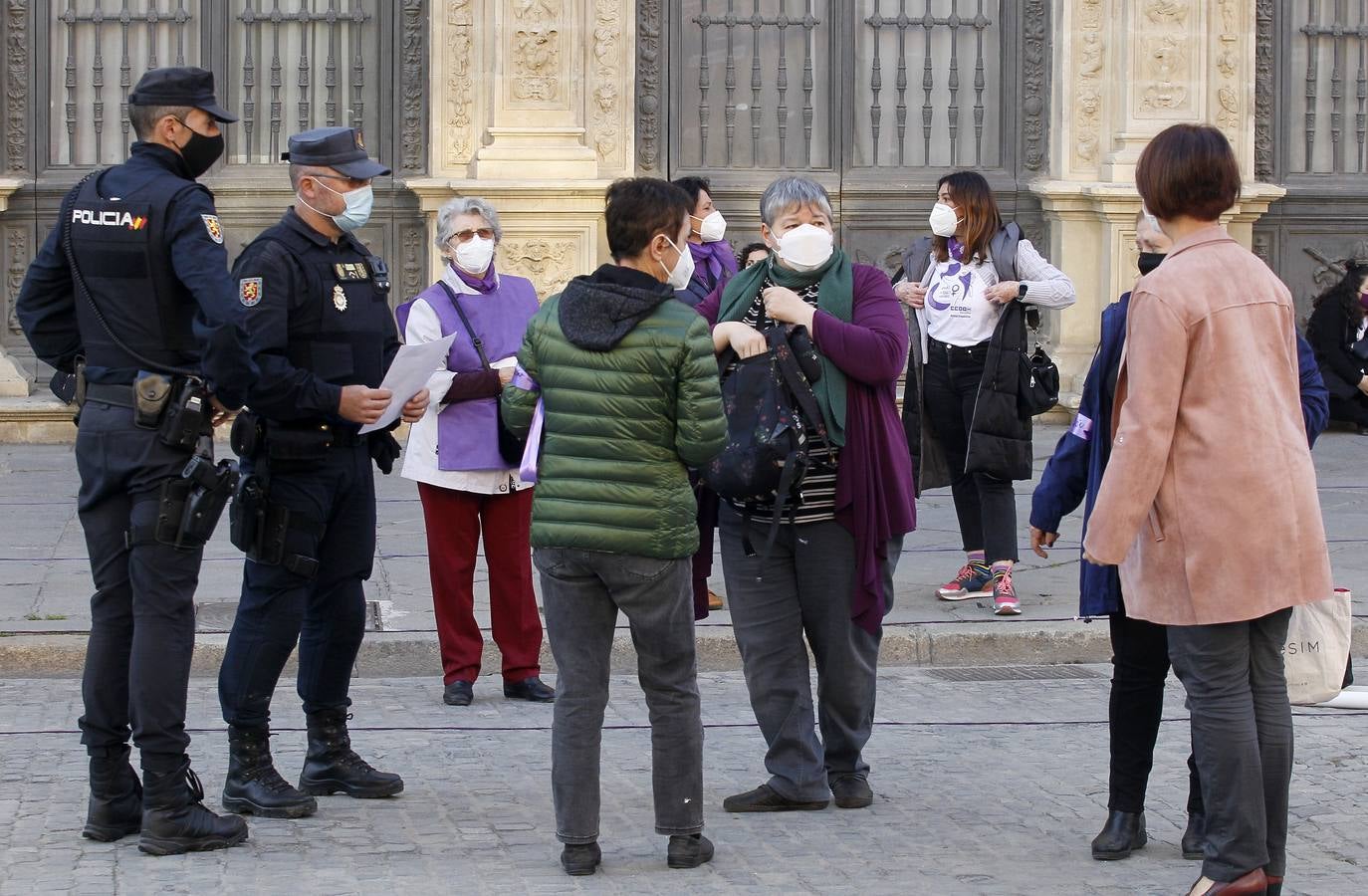 Concentración del Movimiento Feminista de Sevilla en la Plaza de San Francisco