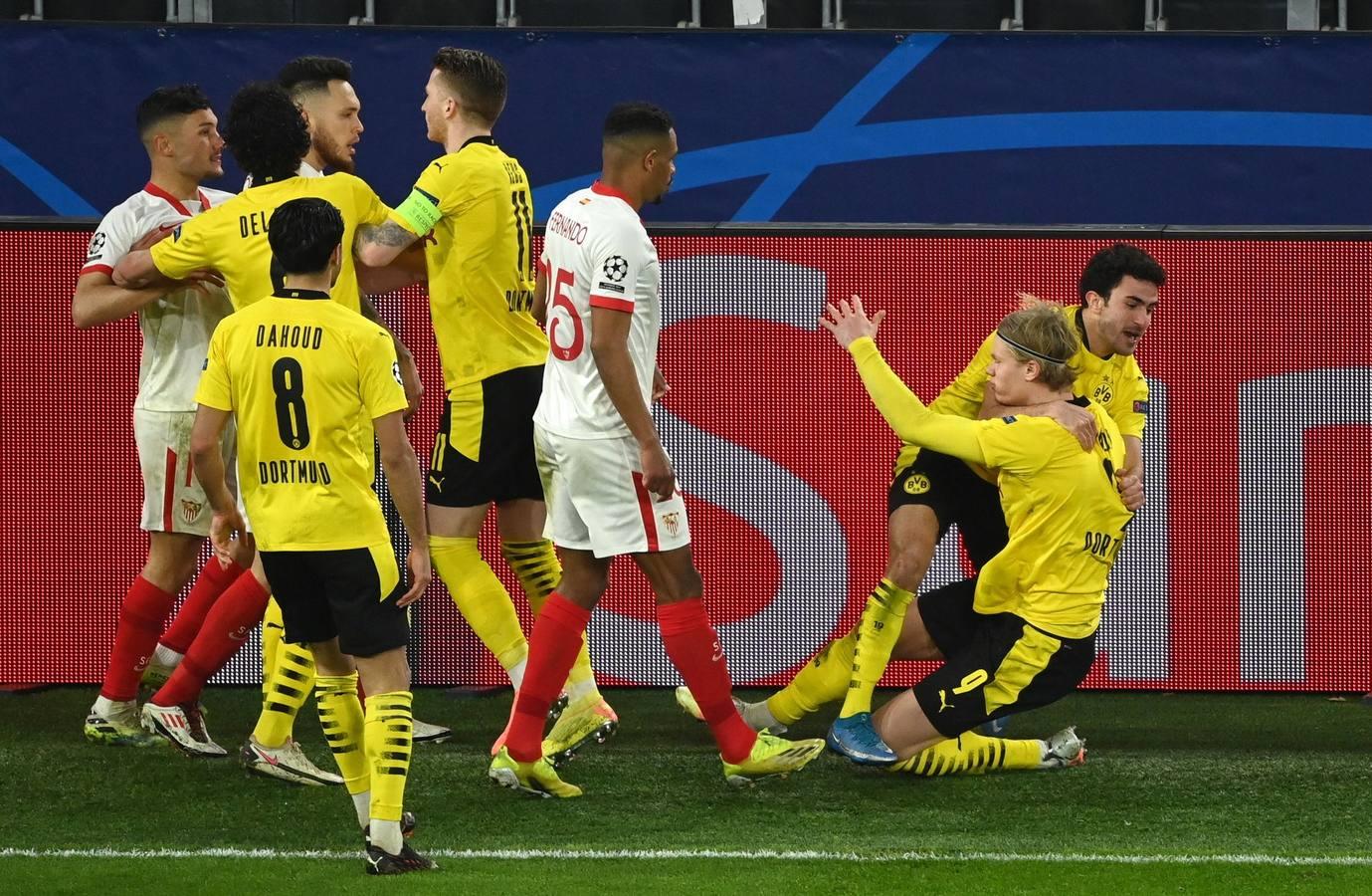 Las mejores imágenes del partido entre el Borussia Dortmund y Sevilla F.C.